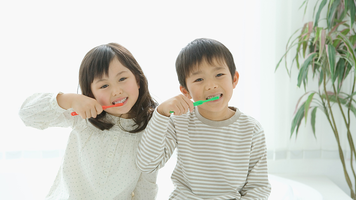 柴田歯科医院ロゴ